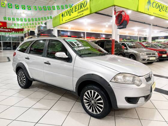 FIAT PALIO 1.6 TREKKING WEEKEND 16V FLEX 4P MANUAL FIAT PALIO 1.6 TREKKING WEEKEND 16V FLEX 4P MANUAL